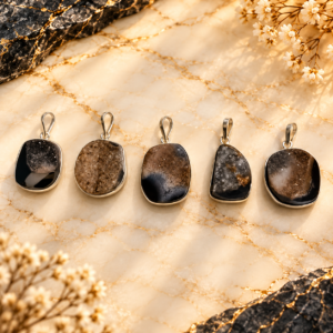 Sulemani Druji Pendant