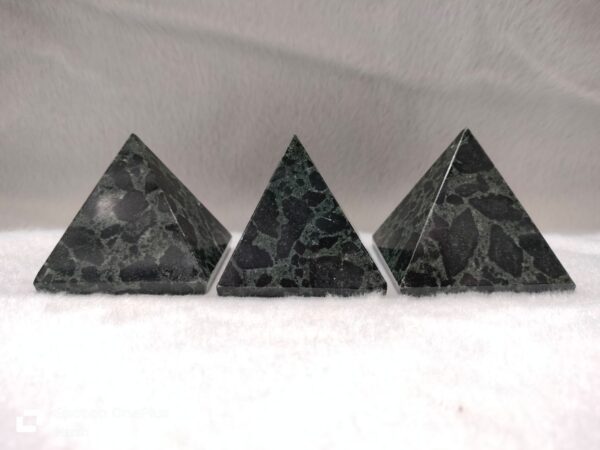 Kukum Baa Jasper Pyramids