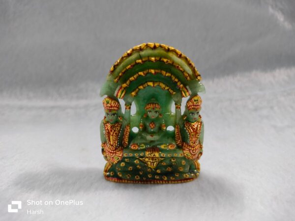 Emerald Shankheswar Parshwanath Ji