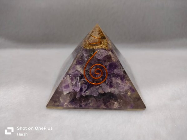 Amethyst Organ Pyramid