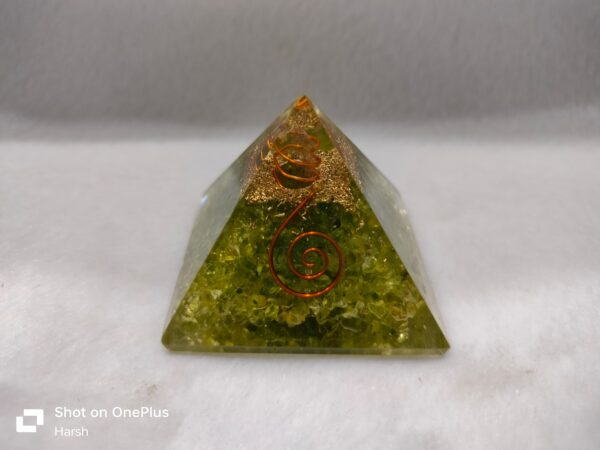 Peridot Organ Pyramid