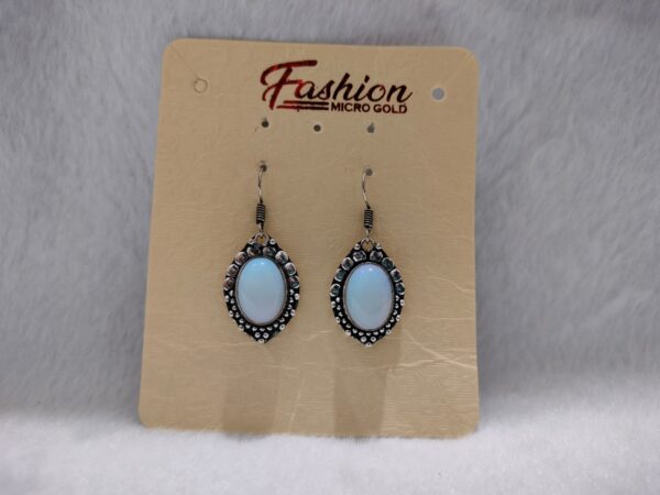 Opelite Earing
