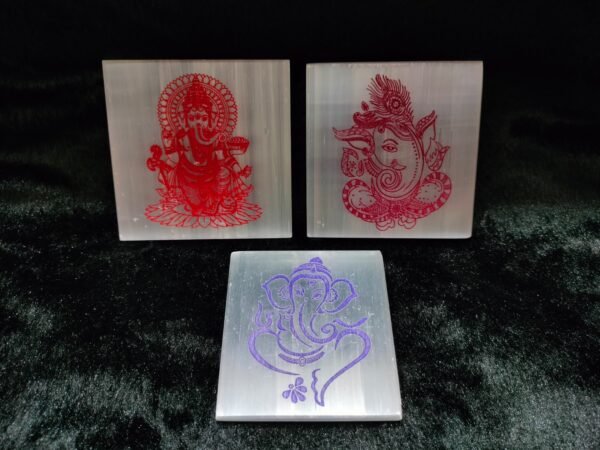 Selenite Carving Plate