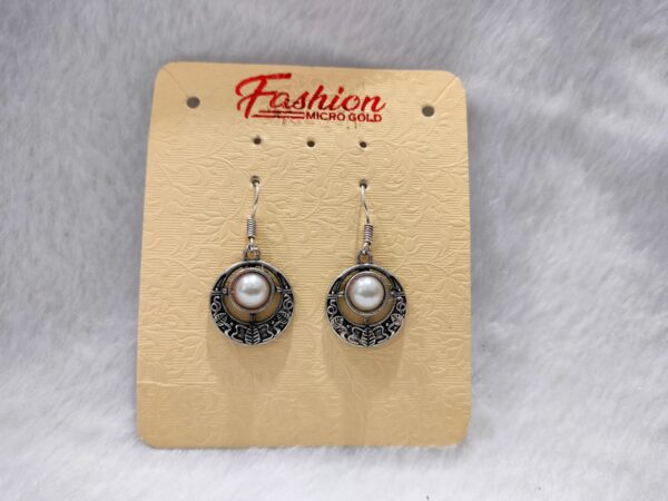 Pearl Earing