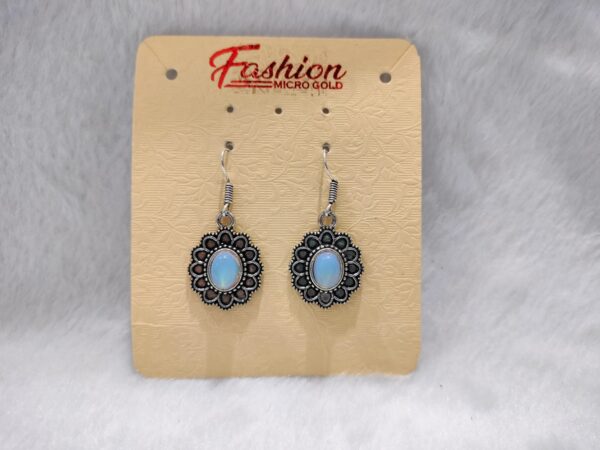 Opelite Earing