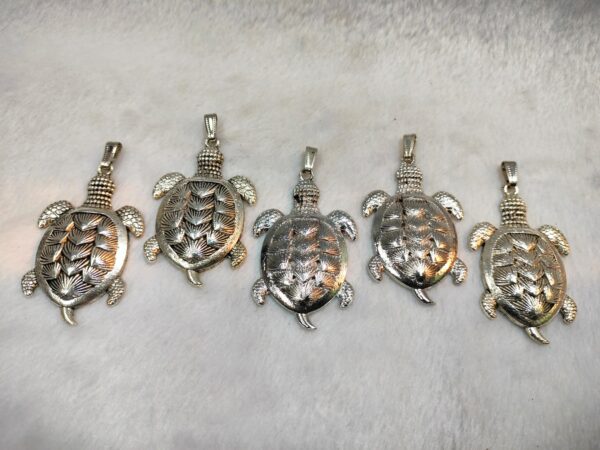 Silver Metal Tortoise Pendant
