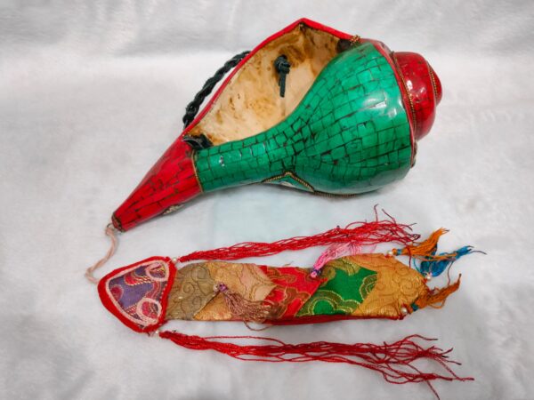 Nepali Antic Shankh With Malachite , Lepis And Coral - Image 2