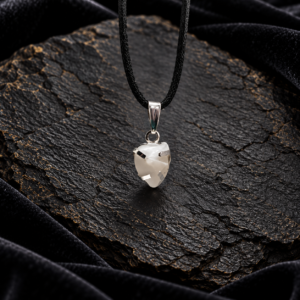 Machmani Pendant