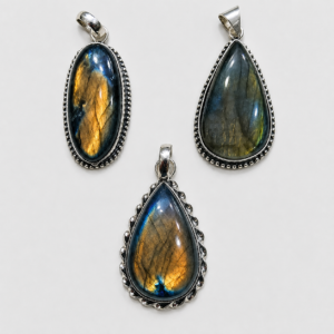 Lebradorite Pendent